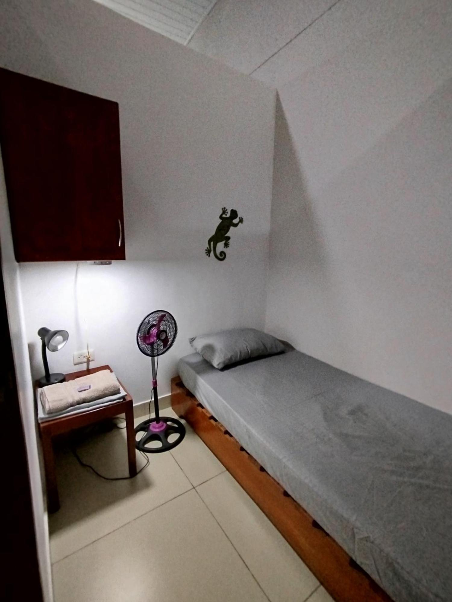 Kanaq Hotel Tours 莱蒂西亚 外观 照片